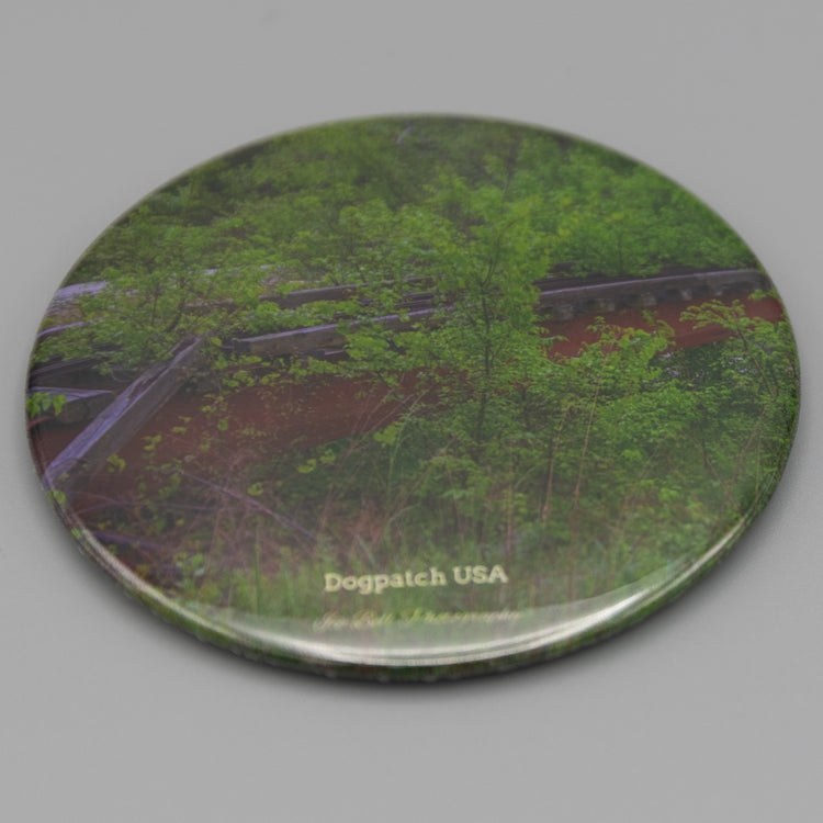Magnet Dogpatch Railroad Tracks