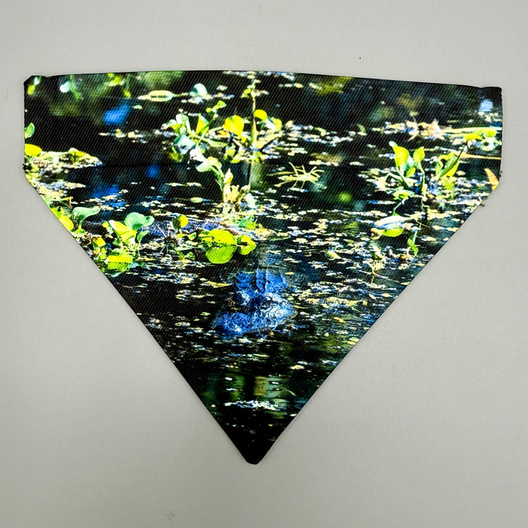 Over Collar Bandana - Alligator - SM
