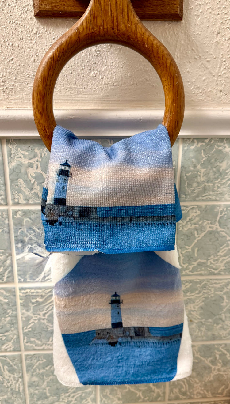 Duluth North Pier Lighthouse Wash Cloth