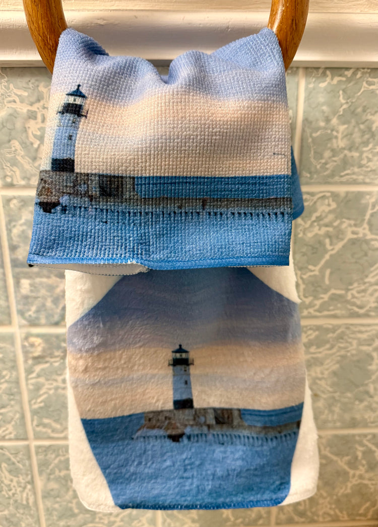 Duluth North Pier Lighthouse Wash Cloth