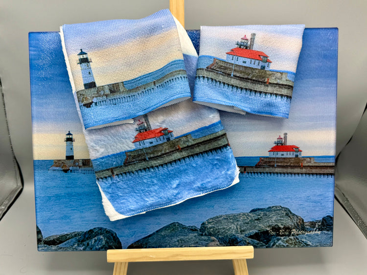 Duluth South Breakwater Outer Lighthouse Wash Cloth